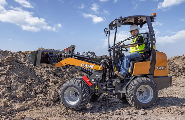 CASE Small Articulated Loader SL15