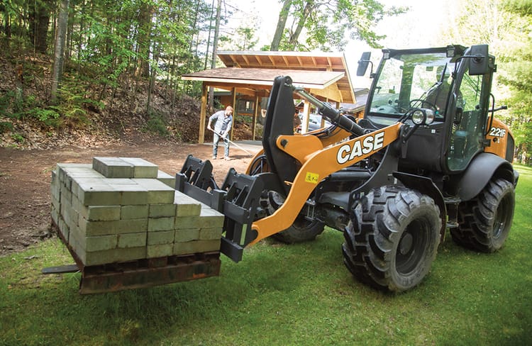 CASE Compact Wheel Loader 221F