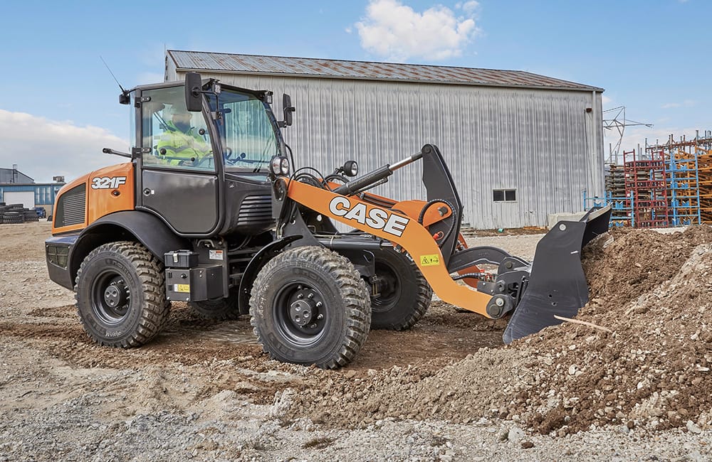 CASE Compact Wheel Loader 321F